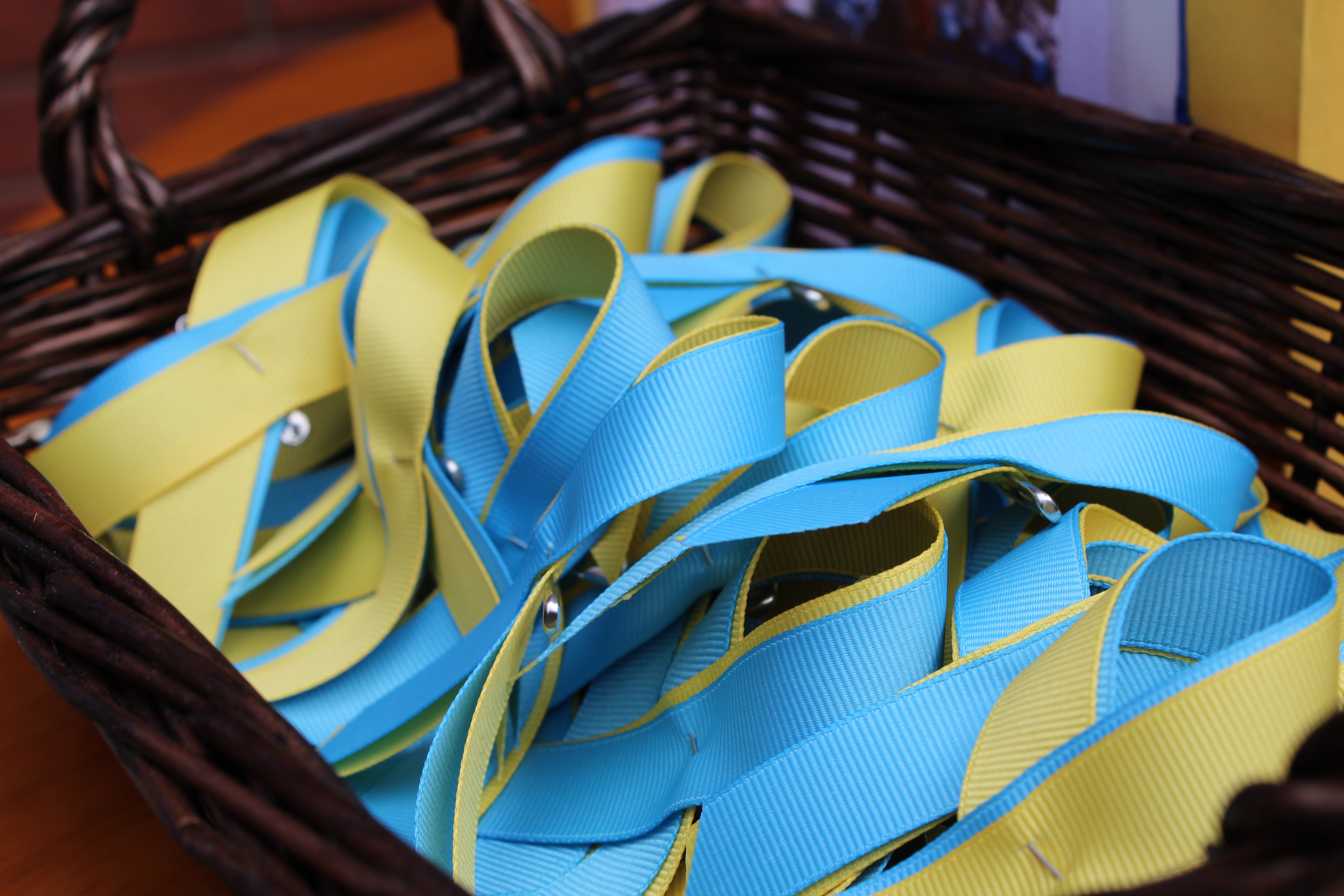 Boston Strong ribbons